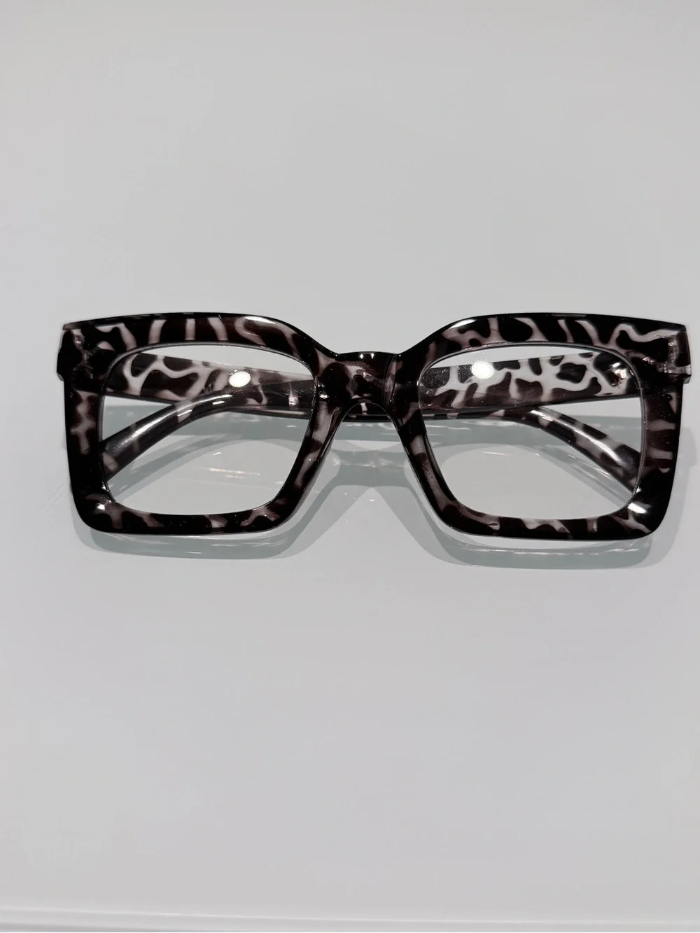 ROMANA Square Tortoiseshell Pattern Oversized Glasses - Black & White
